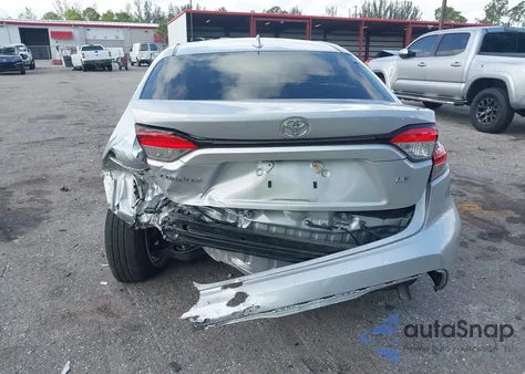 2022 Toyota Corolla Le z USA, uszkodzony, nr VIN JTDVPMAE0N3003280